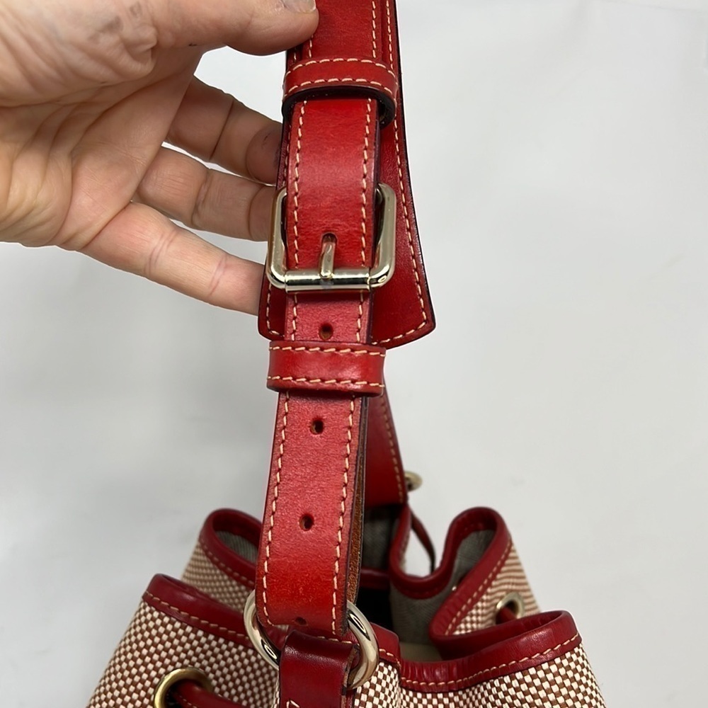 Dooney and Bourke Red Beige Canvas Leather Drawstring Shoulder Bucket Bag - Picture 8 of 16